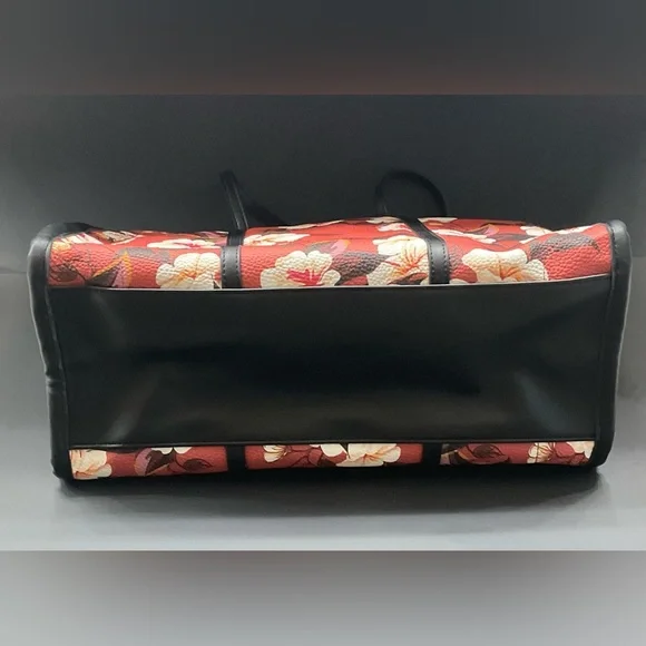 EUC 3 pcs. Steve Madden Red Floral Tote With Matching Crossbody and Zipper Bag - Picture 8 of 15